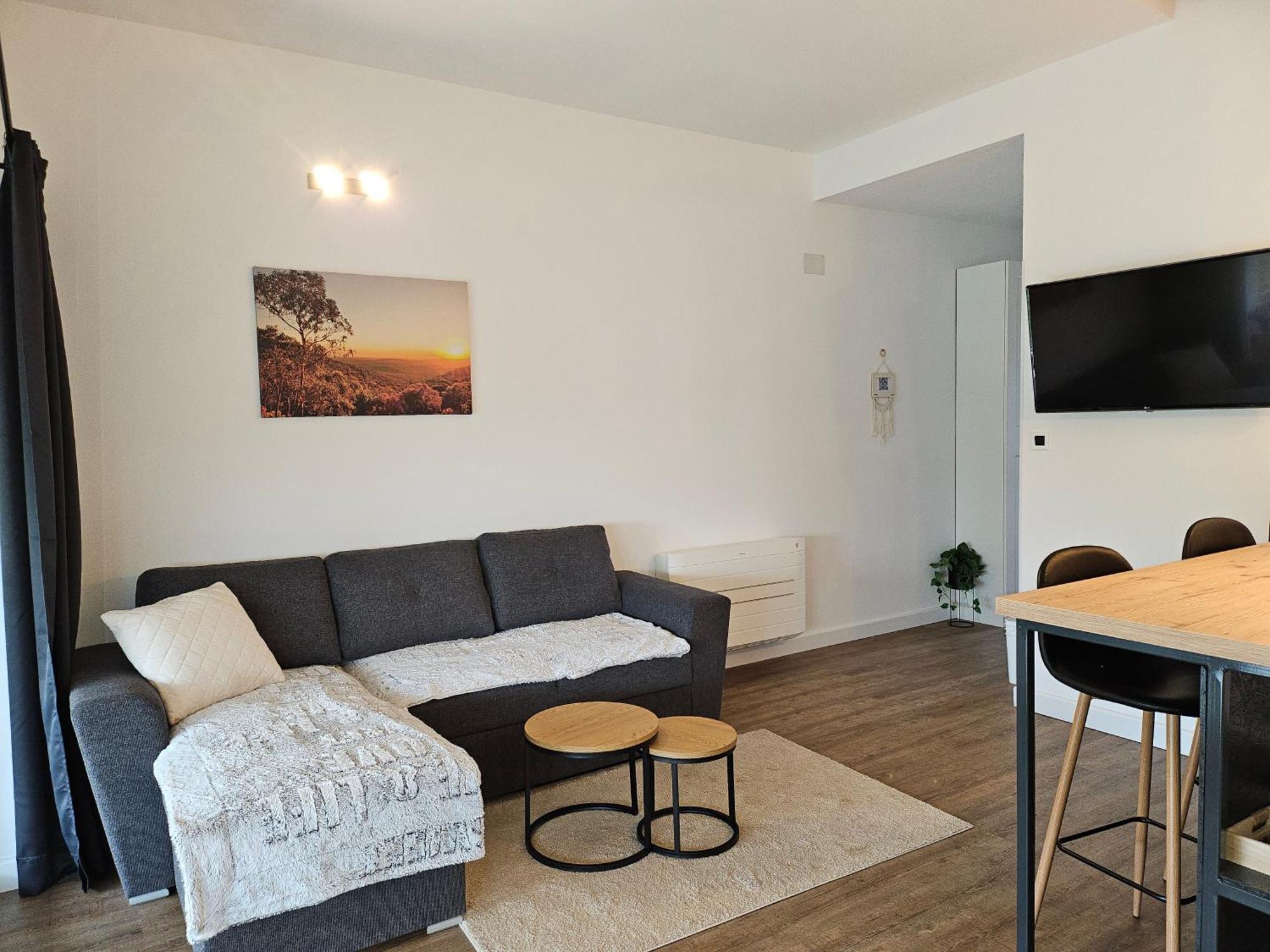 Apartman Pojine Gabonjin Eksteriør bilde